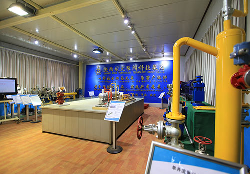 展廳各(ge)類閥門展示(shi)圖-航天泵閥(fá)