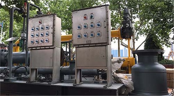 航天泵(beng)閥集氣撬(qiào)控制櫃 航(háng)天泵閥集(jí)氣撬控制(zhi)櫃