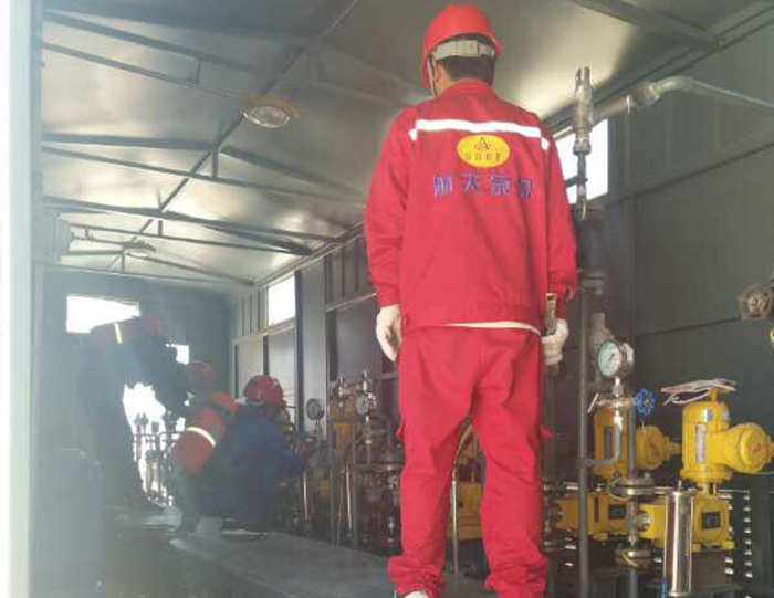 航天泵閥售後(hòu)團隊2 航天泵閥(fa)售後團隊2