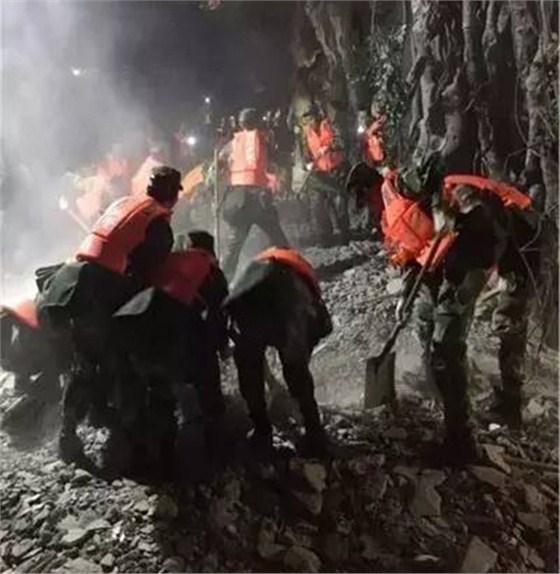 航(hang)天泵閥祈(qí)福九寨溝(gōu) (5) 航天泵閥(fá)祈福九寨(zhài)溝 (5)