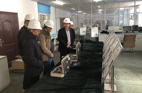 航天泵(bèng)閥現場(chǎng)參觀1 航(hang)天泵閥(fá)現場參(cān)觀1