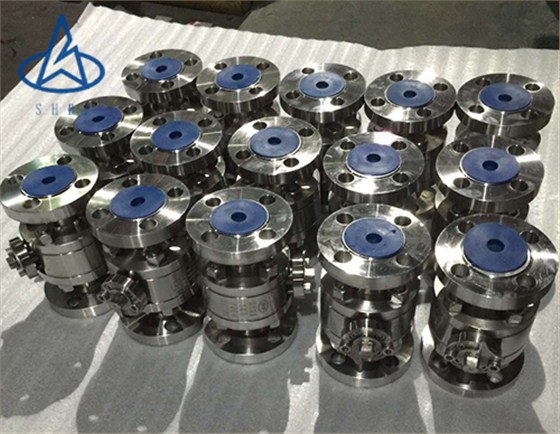 帶logo-浮動式(shi)鍛鋼球閥(fá) 帶logo-浮動式(shì)鍛鋼球閥(fa)